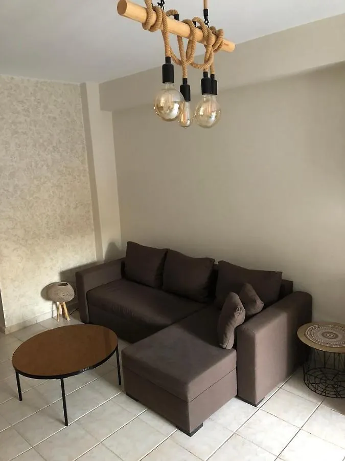 Nana Apartments Περαία