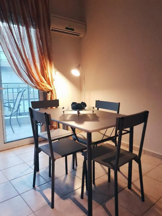 Nana Apartments Περαία
